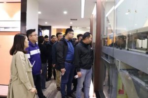 融創(chuàng)華中區(qū)域客人訪問海驪總部，推進多元化住居合作!